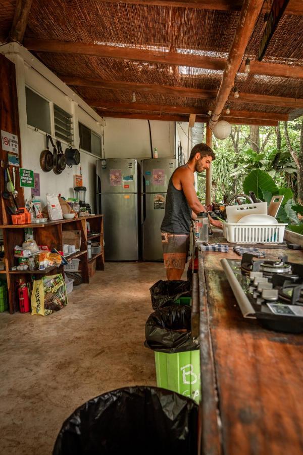 Akih Pods Hostel Playa Santa Teresa  Zewnętrze zdjęcie