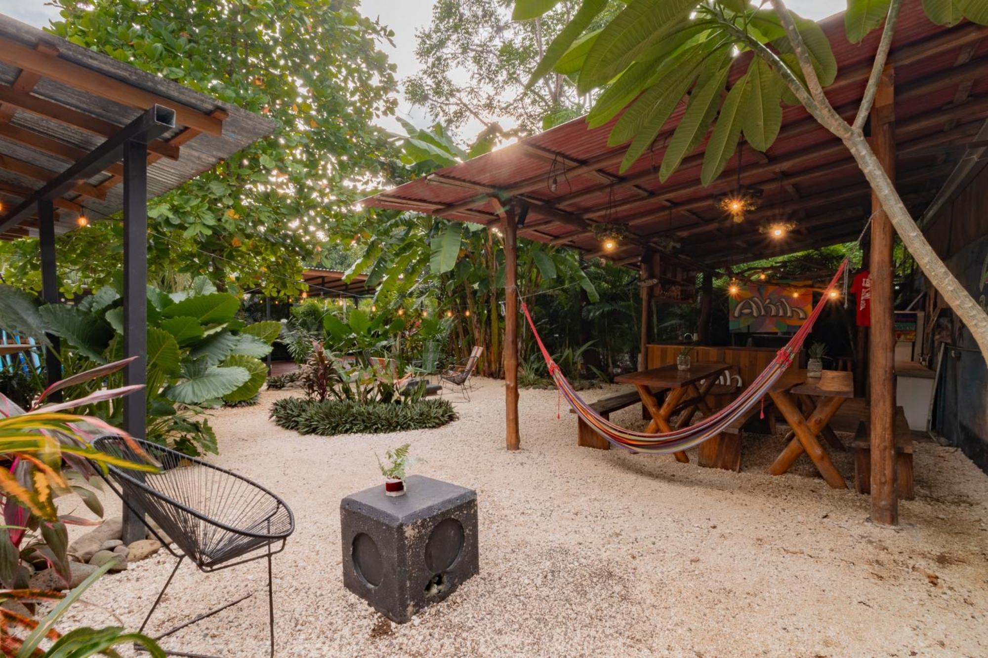 Akih Pods Hostel Playa Santa Teresa  Zewnętrze zdjęcie