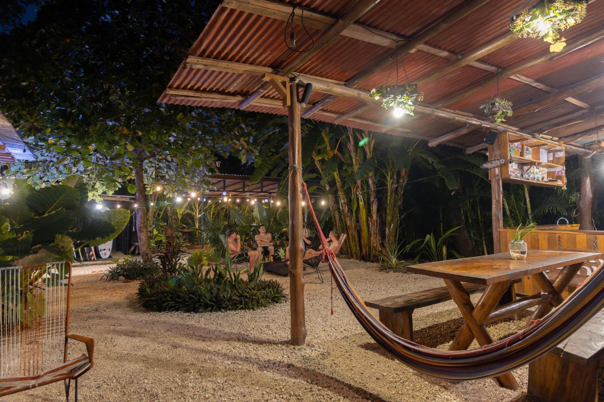 Akih Pods Hostel Playa Santa Teresa  Zewnętrze zdjęcie