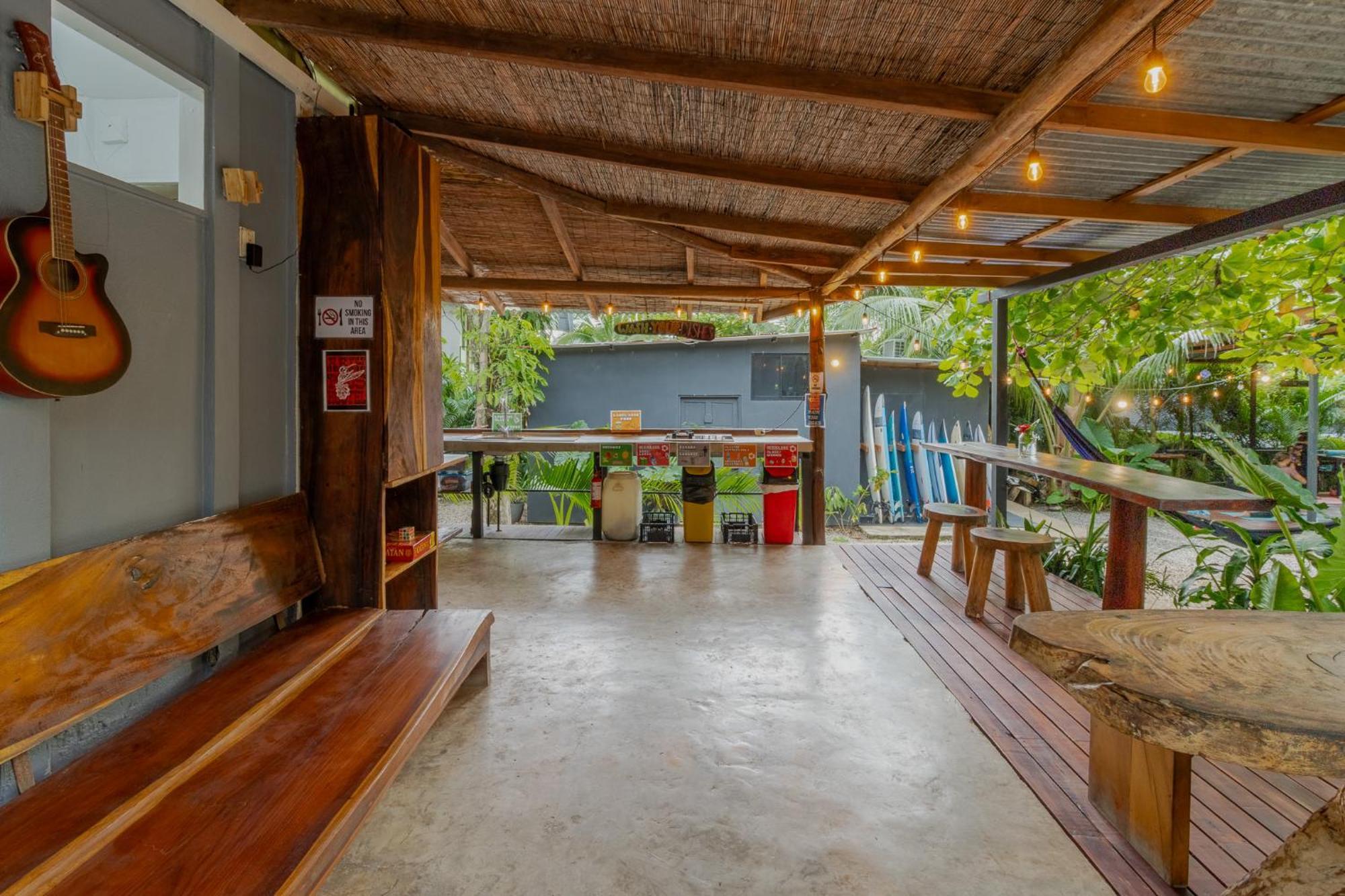 Akih Pods Hostel Playa Santa Teresa  Zewnętrze zdjęcie