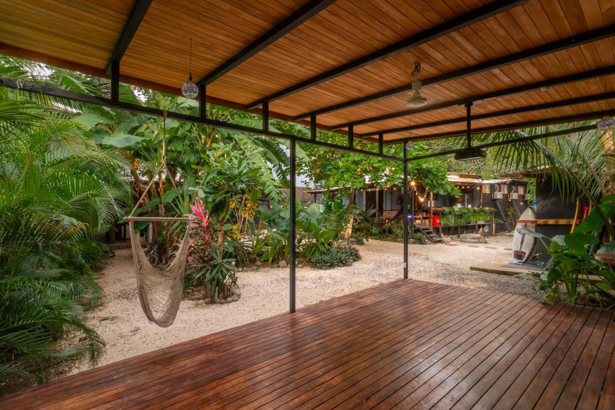 Akih Pods Hostel Playa Santa Teresa  Zewnętrze zdjęcie