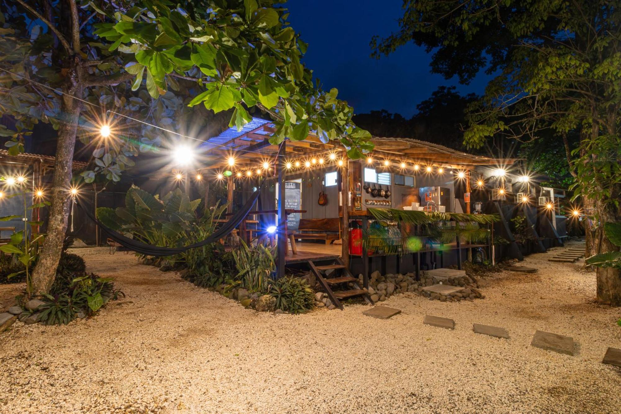 Akih Pods Hostel Playa Santa Teresa  Zewnętrze zdjęcie